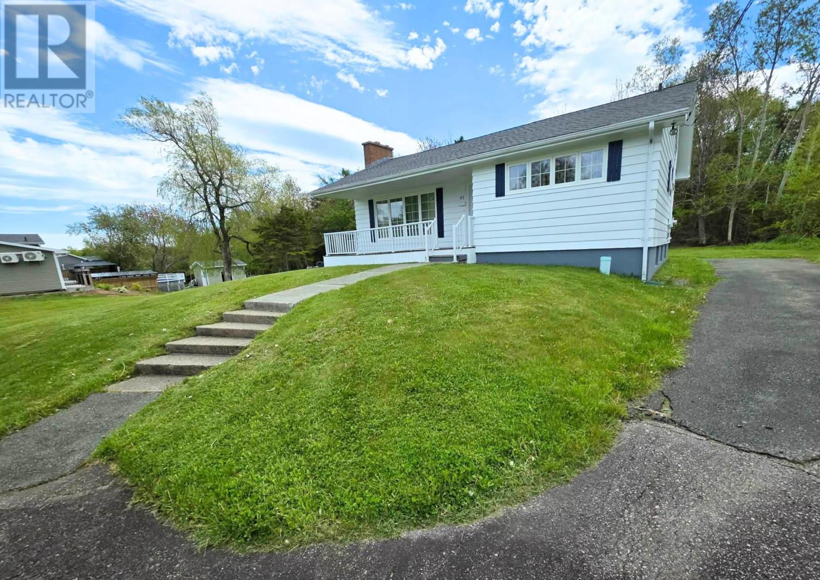 61 Braemar Drive, Westmount, Nova Scotia  B1R 1W1 - Photo 2 - 202613849