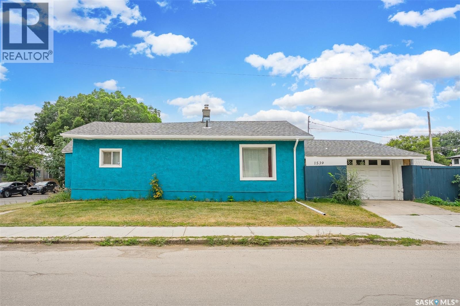 1539 B AVENUE N, saskatoon, Saskatchewan