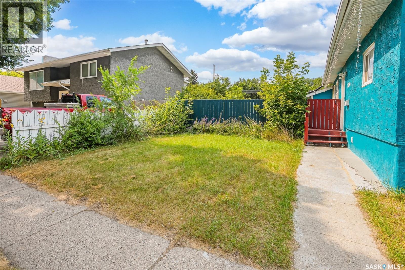 1539 B Avenue N, Saskatoon, Saskatchewan  S7L 1G9 - Photo 40 - SK045464