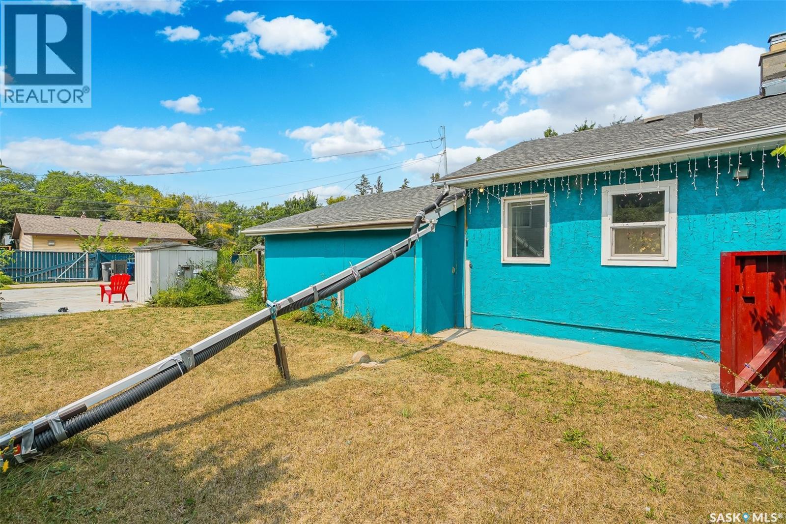 1539 B Avenue N, Saskatoon, Saskatchewan  S7L 1G9 - Photo 42 - SK045464