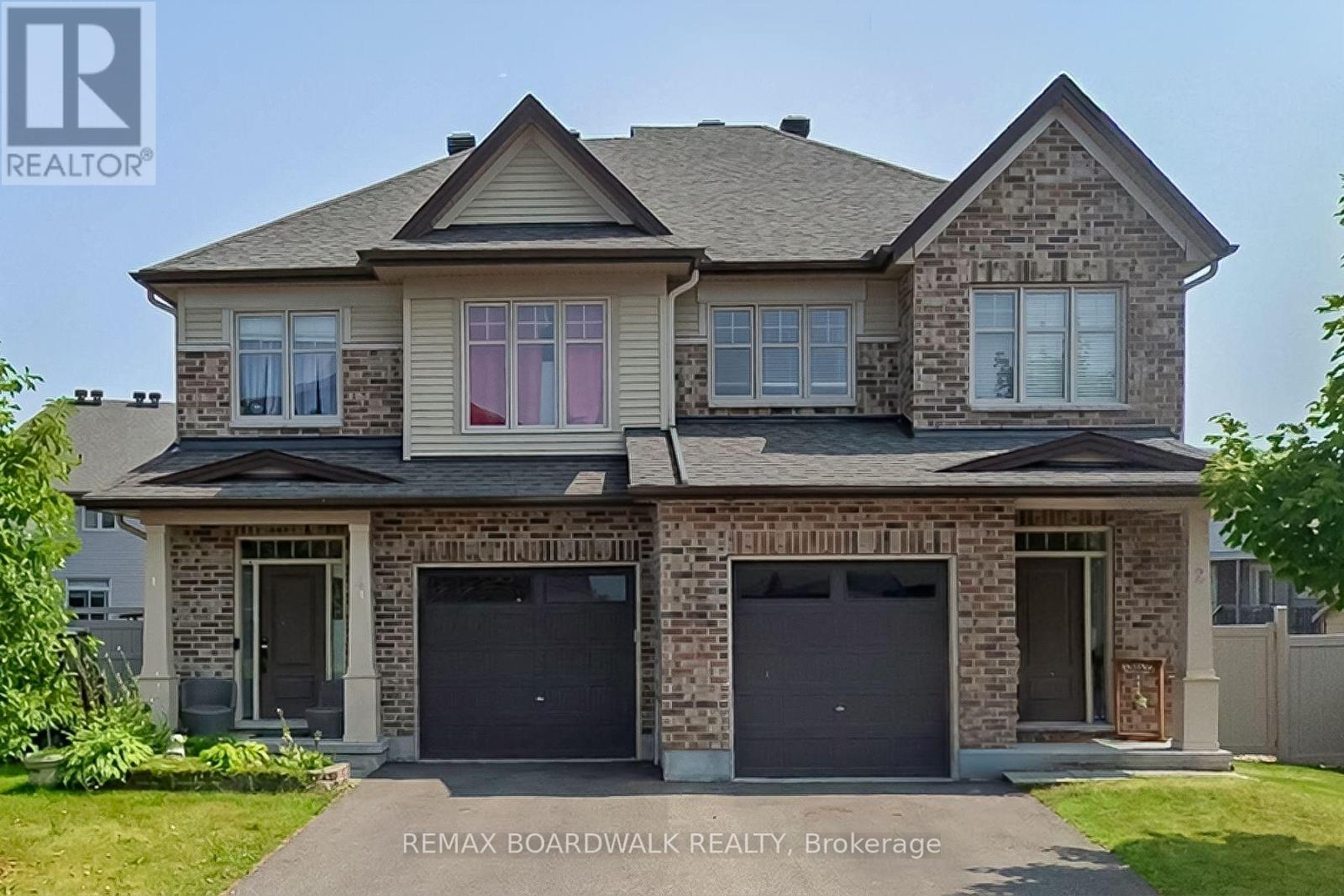 2 DUNCANVILLE STREET, Russell, Ontario