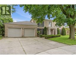 19 VERDUN Court, Hamilton, Ontario