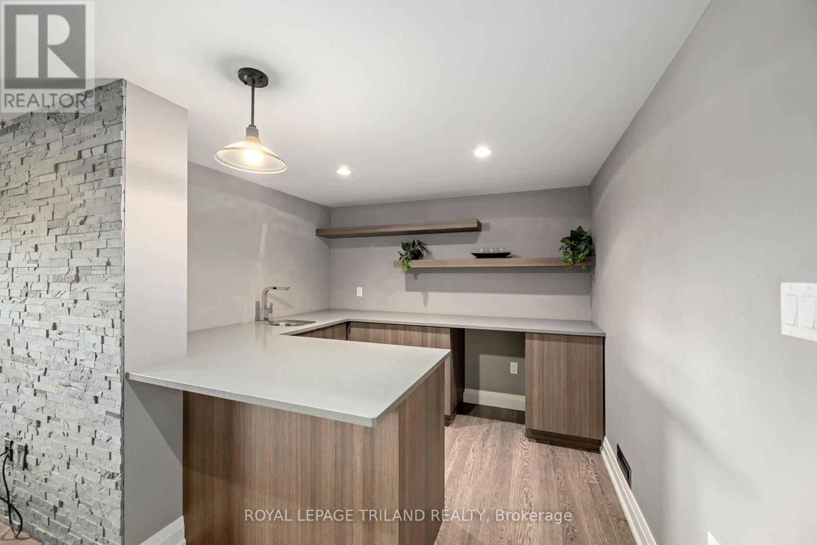 1010 Longworth Road, London South, Ontario  N6K 0C9 - Photo 40 - X13670196