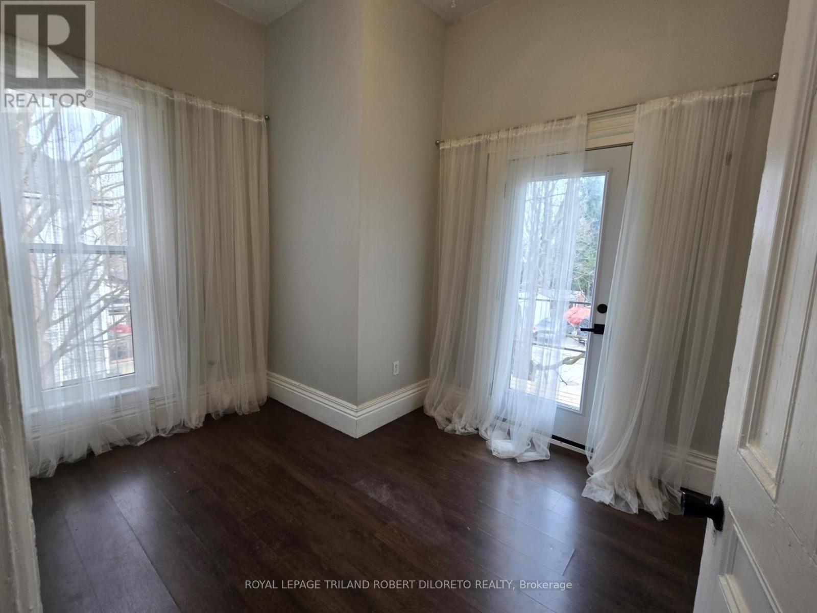 11 Maple Street W, Aylmer, Ontario  N5H 1B8 - Photo 11 - X13670226