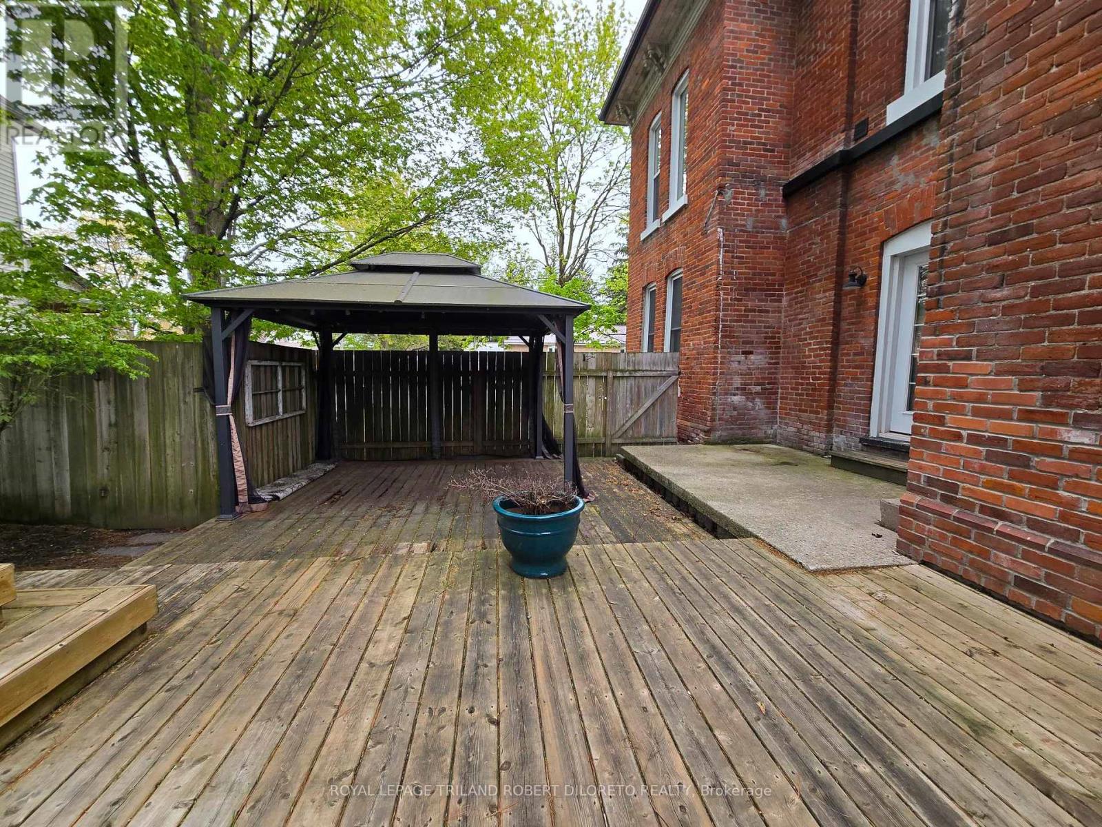 11 Maple Street W, Aylmer, Ontario  N5H 1B8 - Photo 29 - X13670226