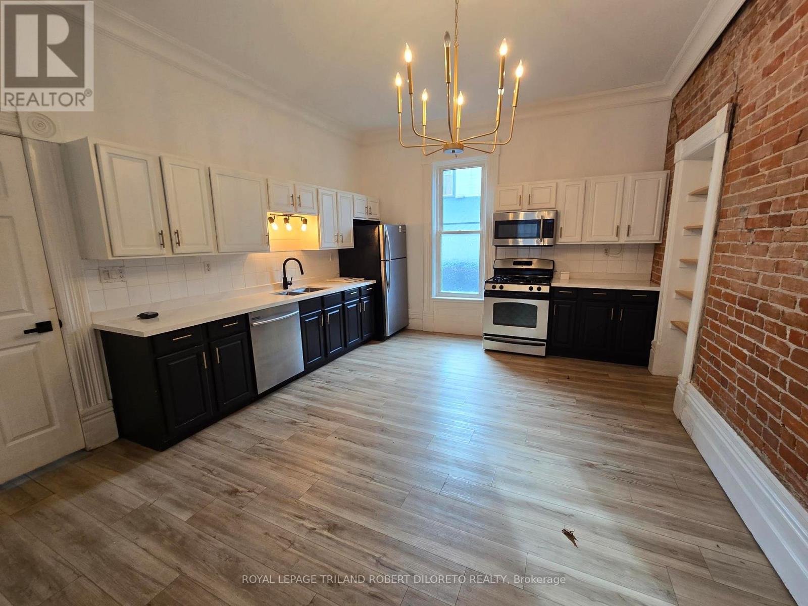 11 Maple Street W, Aylmer, Ontario  N5H 1B8 - Photo 7 - X13670226