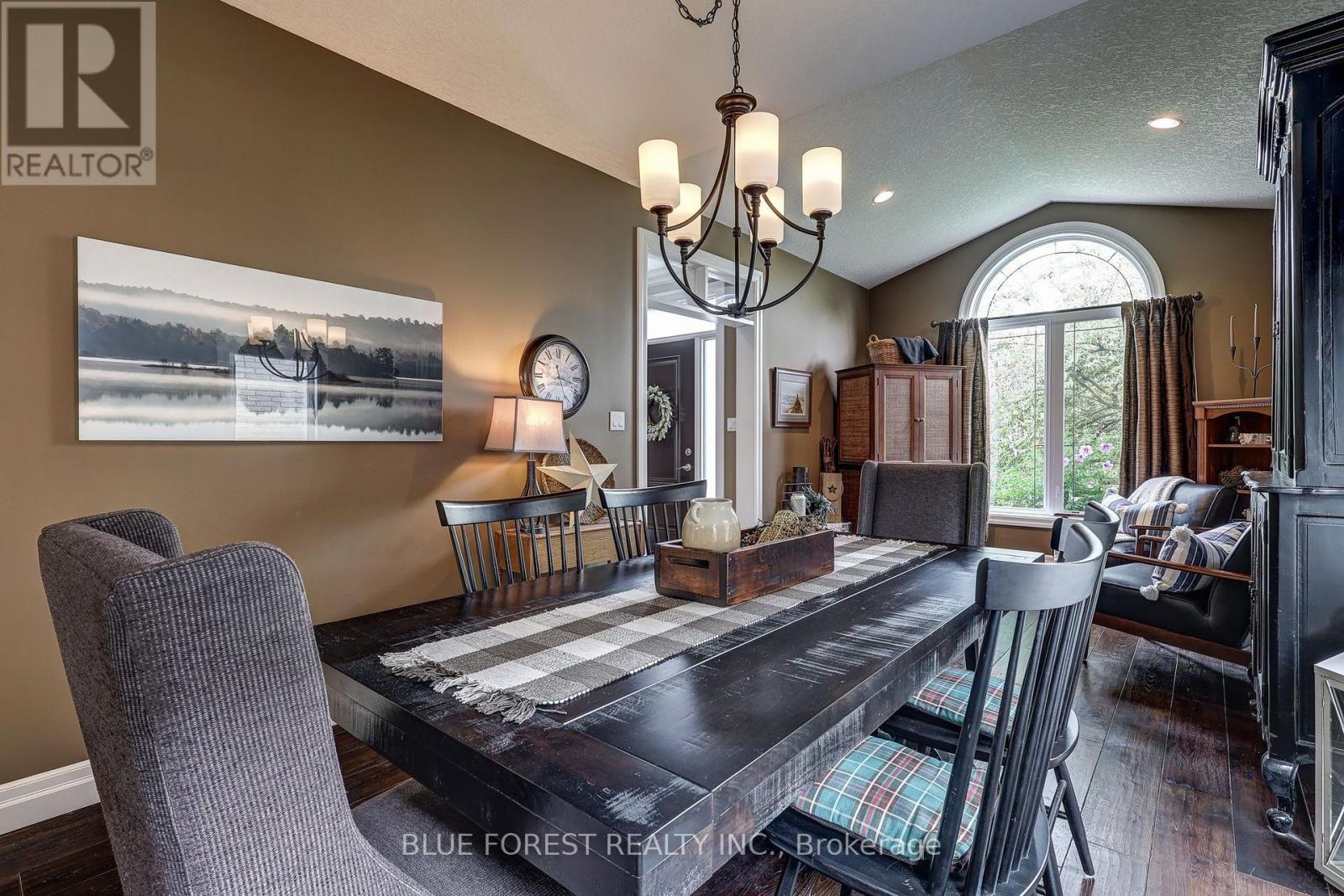 2058 Westpoint Heights, London South, Ontario  N6P 0A3 - Photo 8 - X13670268