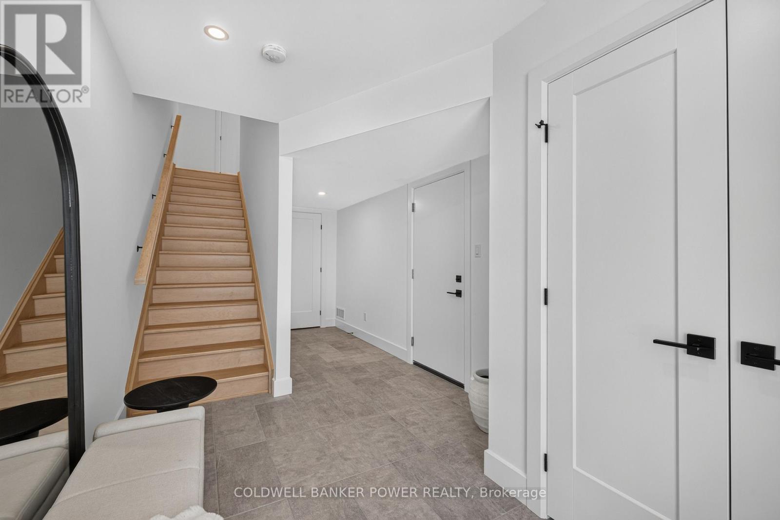 3534 Emilycarr Lane, London South, Ontario  N6L 0B9 - Photo 3 - X13670332