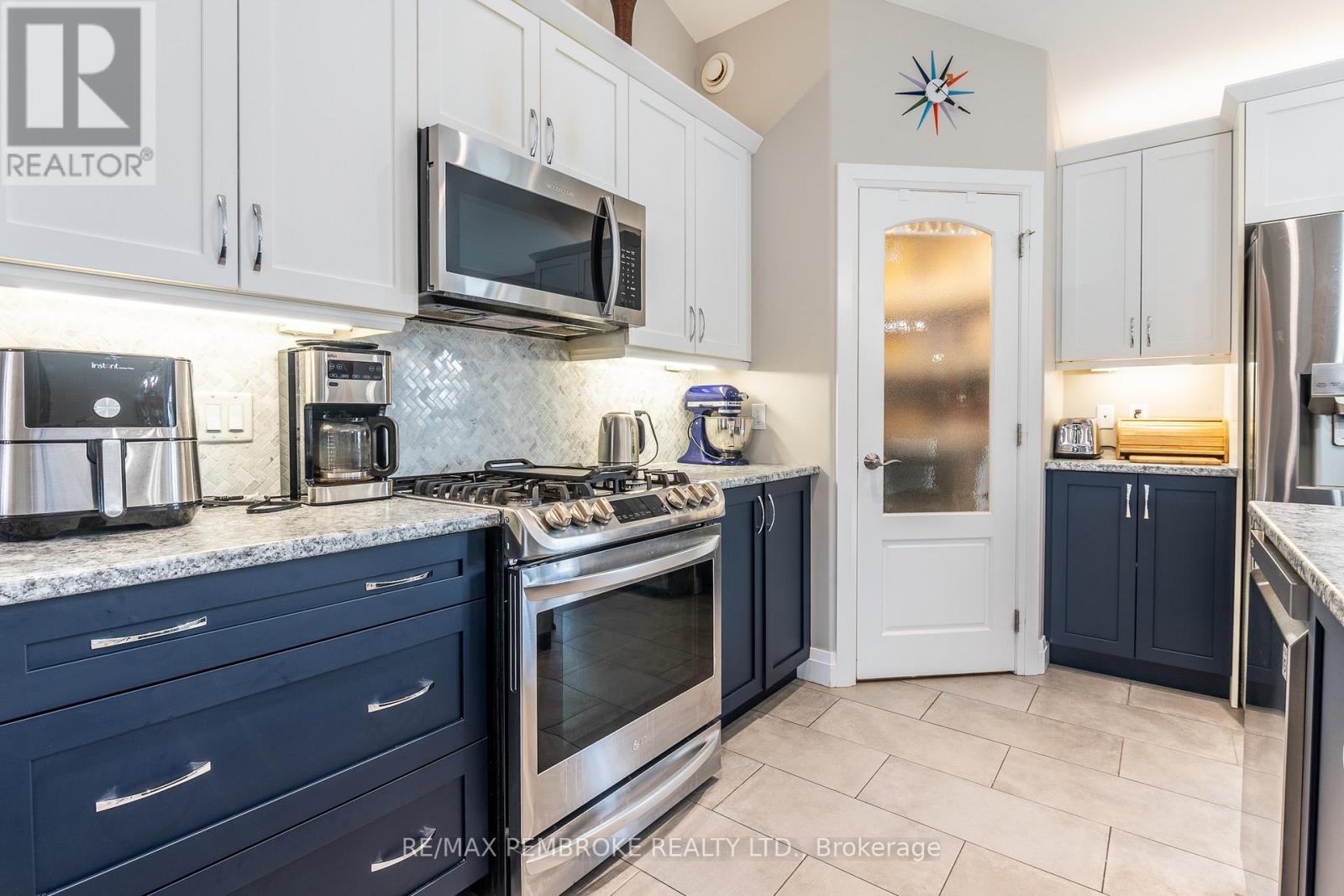 73 Noble Crescent, Petawawa, Ontario  K8H 0G1 - Photo 13 - X13670330