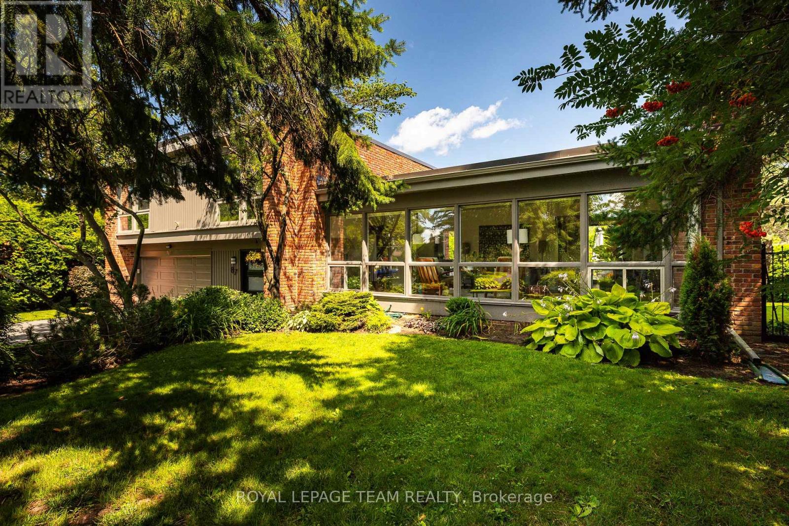 87 Pentland Place, Ottawa, Ontario  K2K 1V9 - Photo 3 - X13670352