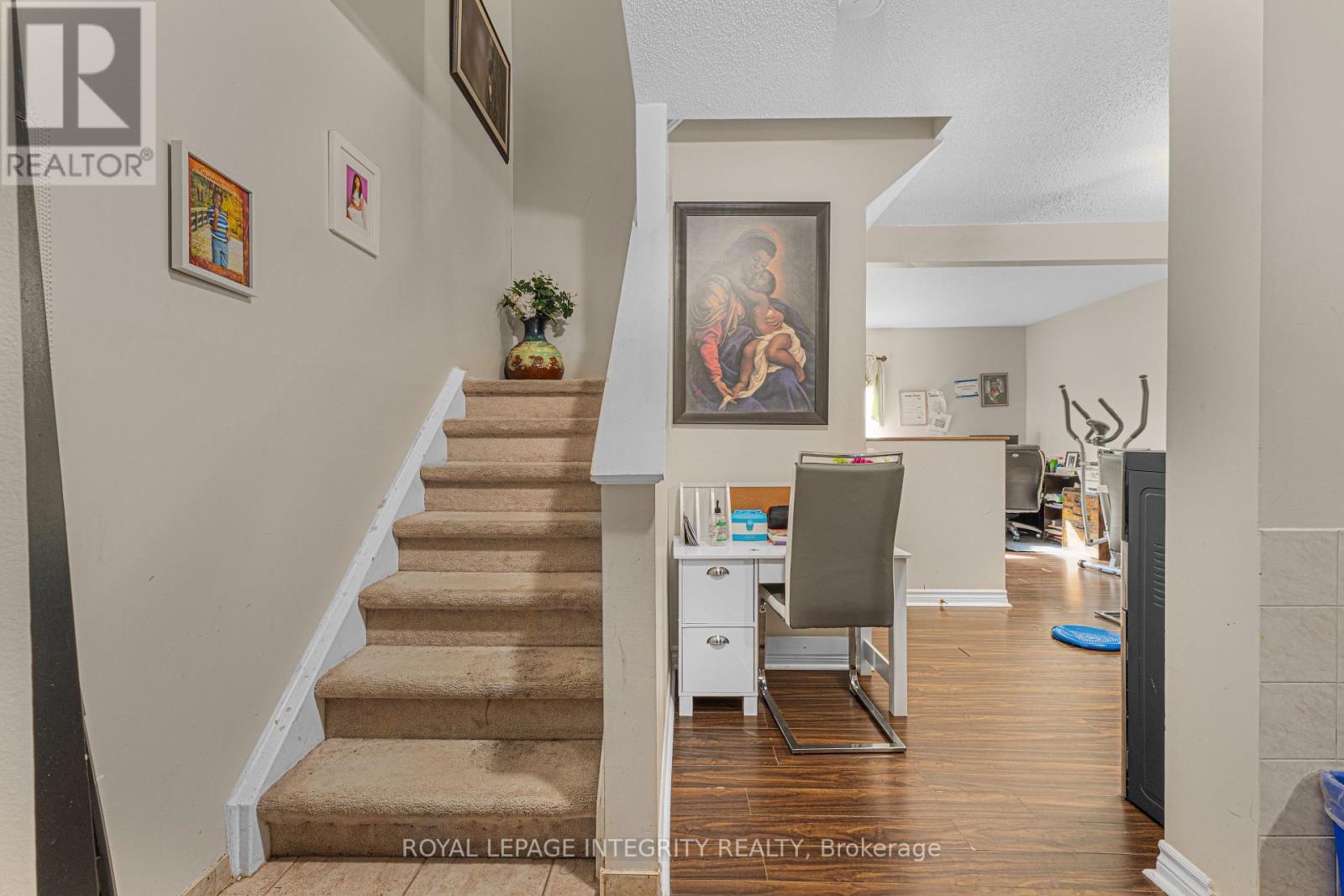 1777 Trappist Lane, Ottawa, Ontario  K1C 1X7 - Photo 3 - X13670436