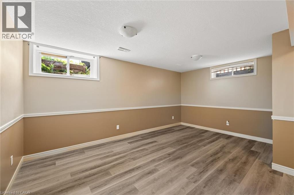 1389 Countrystone Drive, Waterloo, Ontario  N2N 3R8 - Photo 30 - 40854075