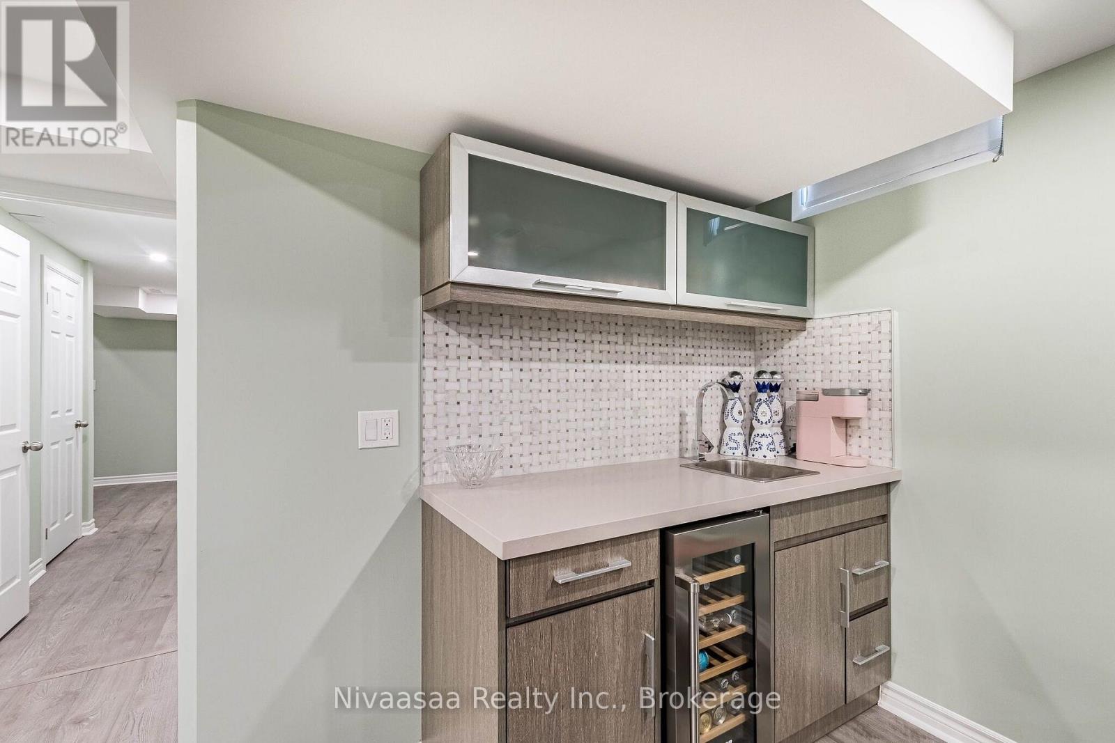 9 Parisian Road, Brampton, Ontario  L6P 2T1 - Photo 38 - W13670450