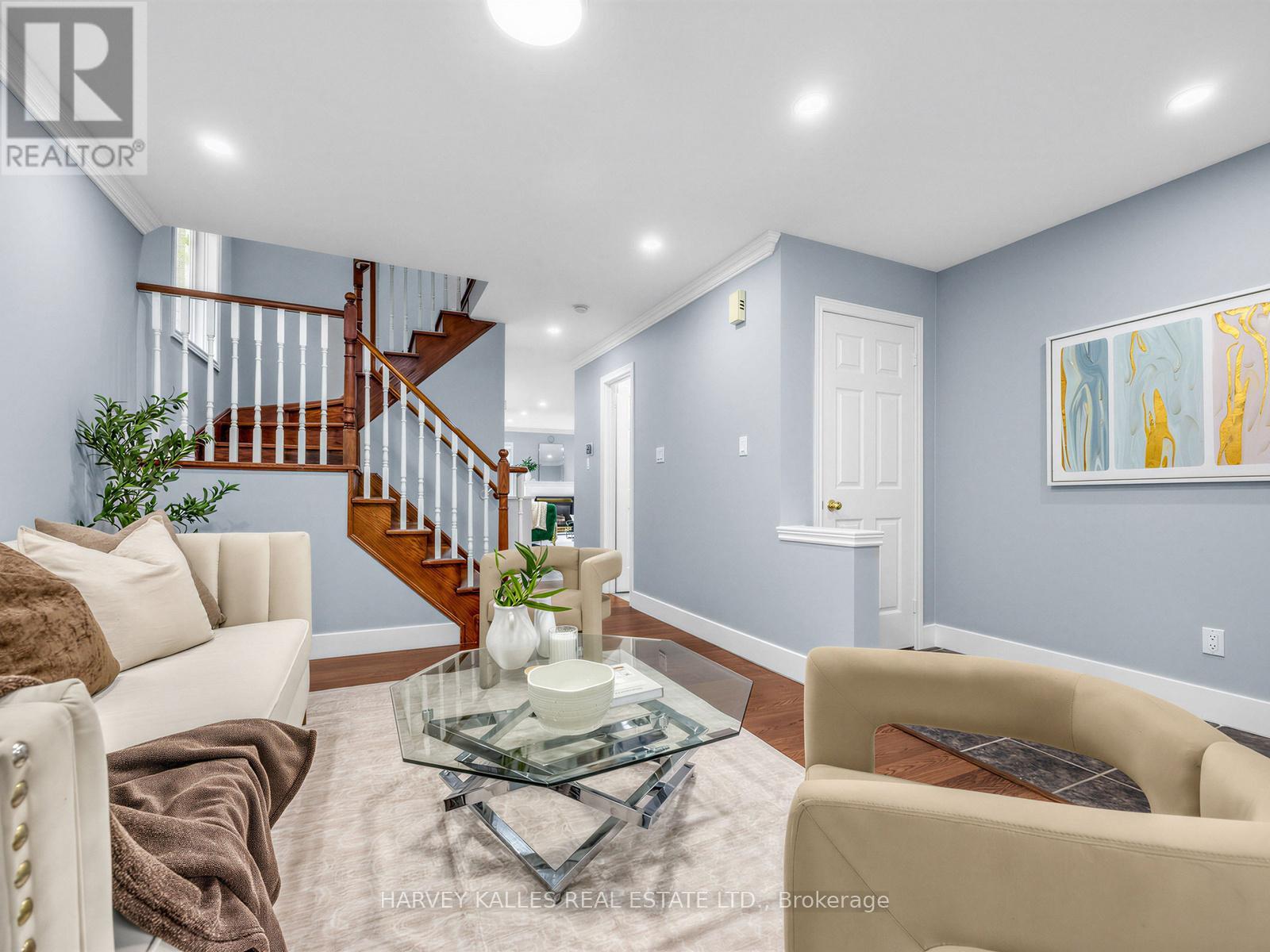 2120 Erin Gate Boulevard, Pickering, Ontario  L1X 2V3 - Photo 6 - E13621060