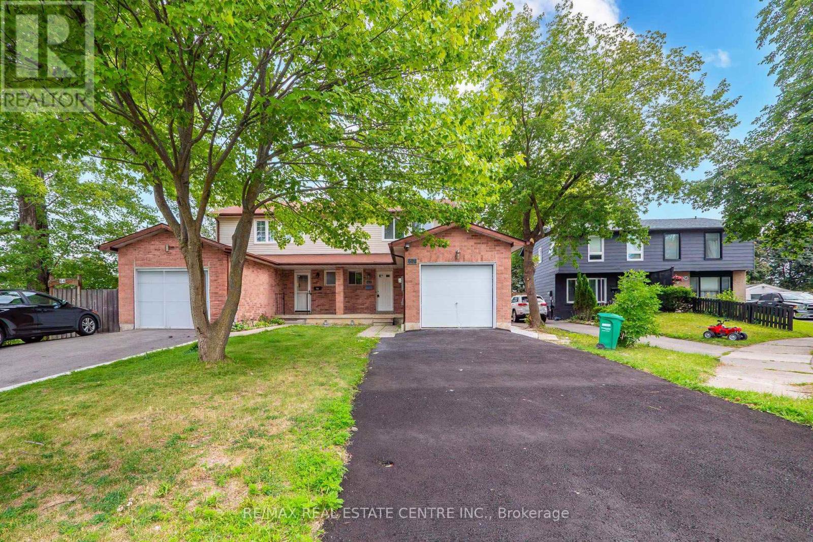 62 BRAMHALL CIRCLE, Brampton, Ontario