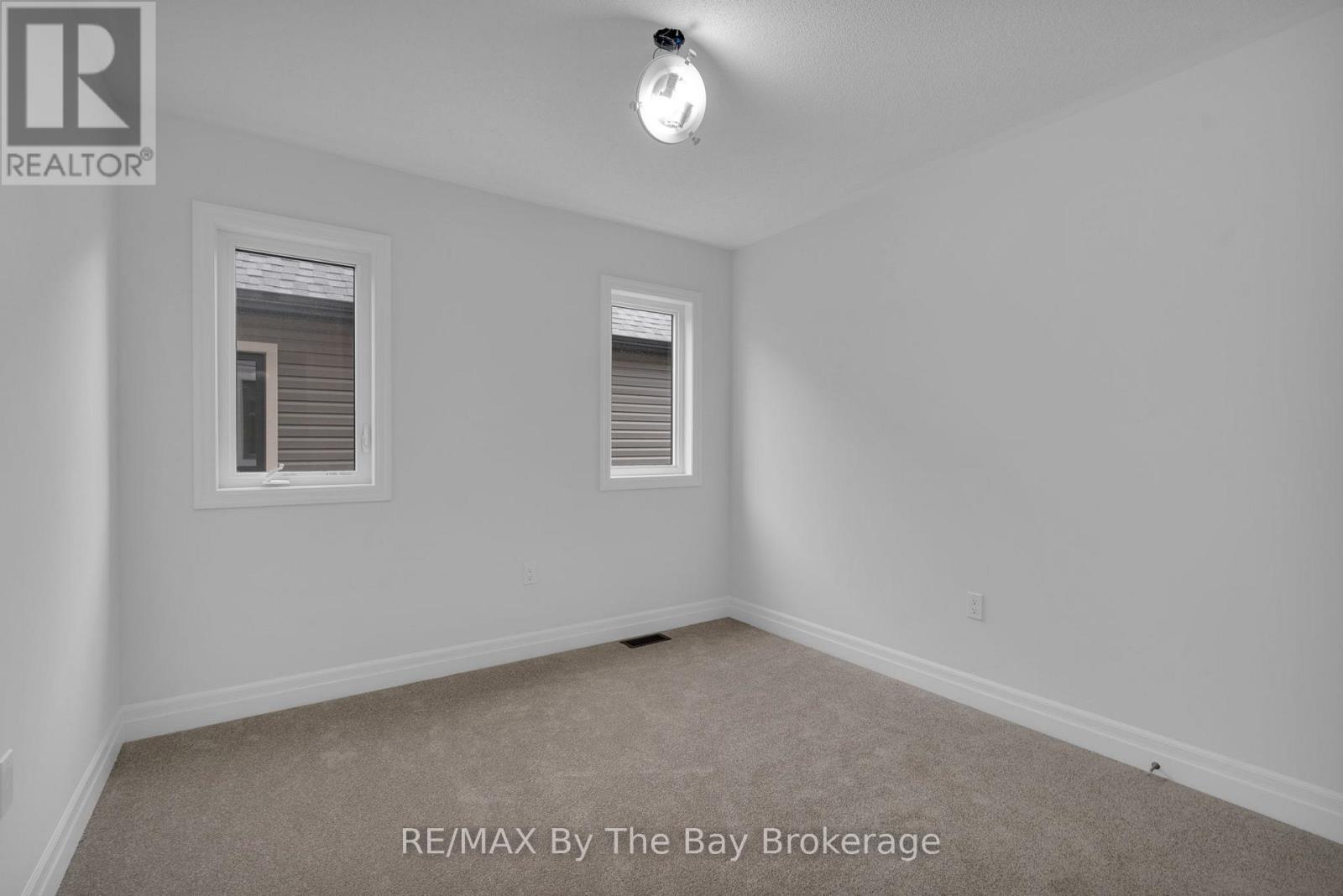 48 Del Ray Crescent, Wasaga Beach, Ontario  L9Z 0N8 - Photo 16 - S13670182