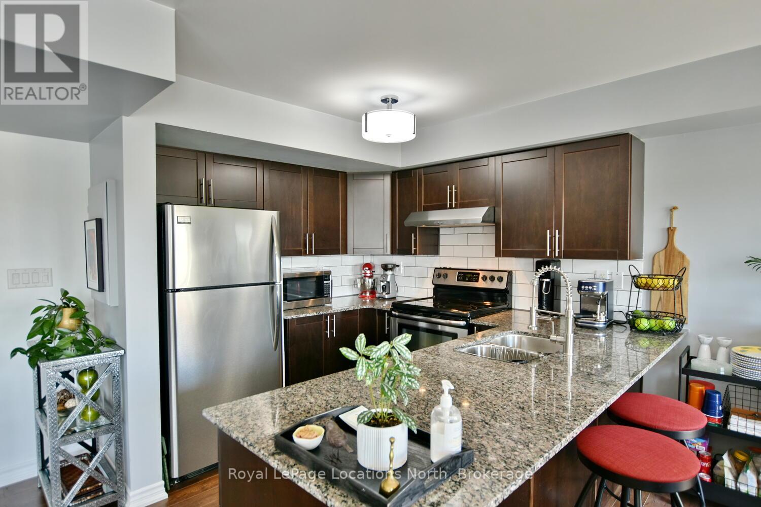 30 Joseph Trail, Collingwood, Ontario  L9Y 0J2 - Photo 3 - S13670478