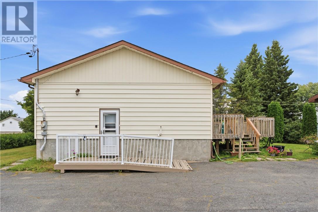 799 Belanger Street, Azilda, Ontario  P0M 1B0 - Photo 29 - 2129759