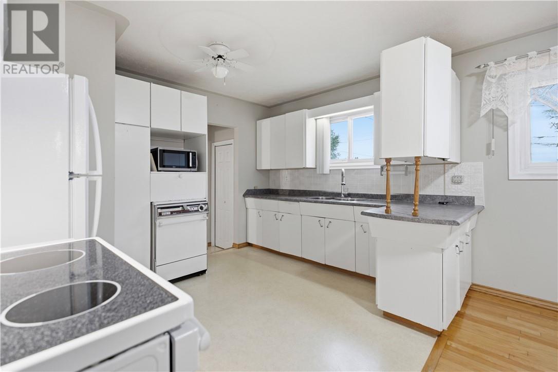 799 Belanger Street, Azilda, Ontario  P0M 1B0 - Photo 8 - 2129759