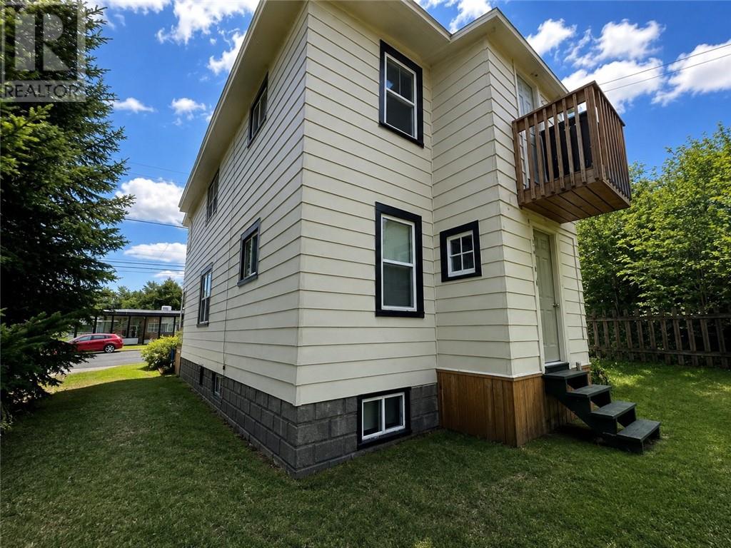 452 Arnley, Sudbury, Ontario  P3C 1E9 - Photo 2 - 2129733