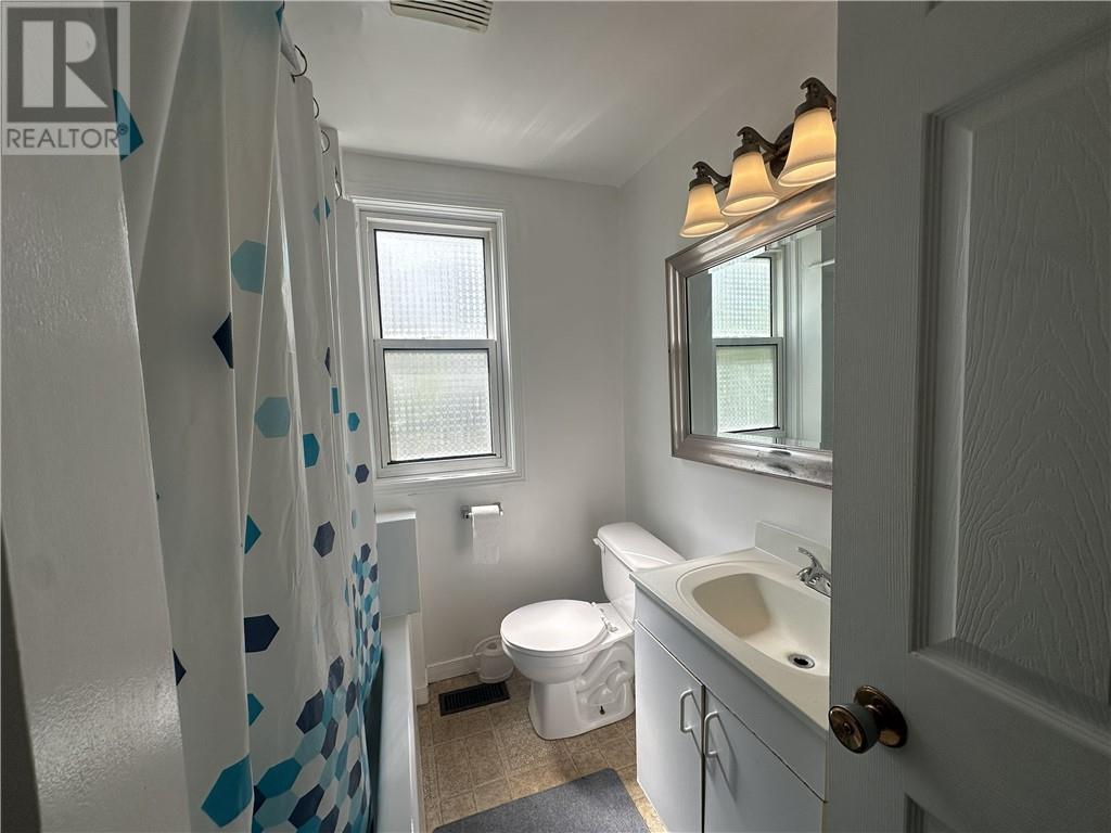 452 Arnley, Sudbury, Ontario  P3C 1E9 - Photo 6 - 2129733
