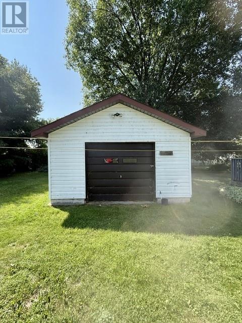290 Second St N, Massey, Ontario  P0P 1P0 - Photo 40 - 2129732