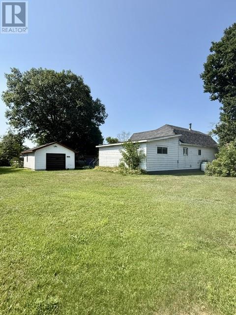 290 Second St N, Massey, Ontario  P0P 1P0 - Photo 5 - 2129732