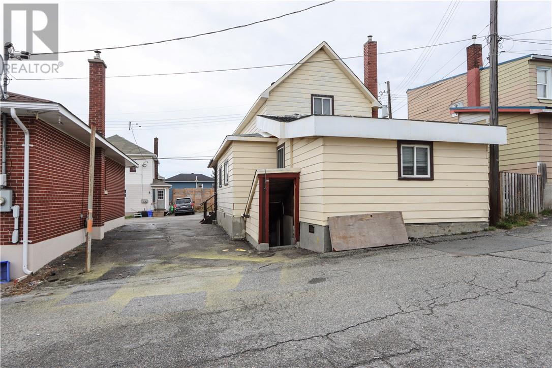 1 Domenico Street, Copper Cliff, Ontario  P0M 1N0 - Photo 27 - 2129683