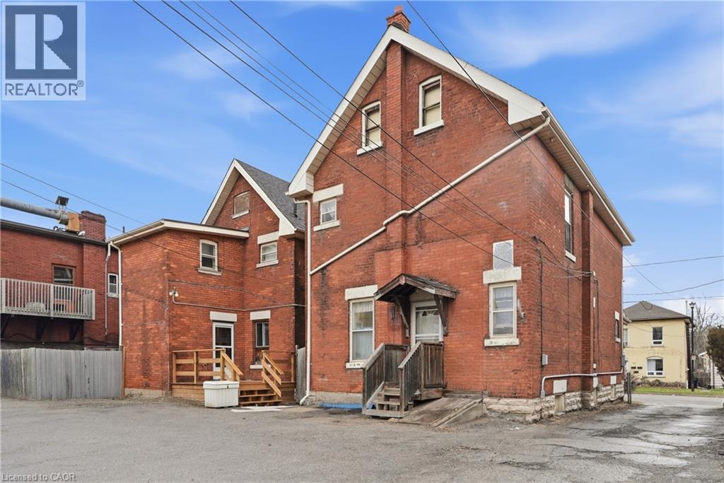 55 Chatham Street, Brantford, Ontario N3T 2N8 - Photo 8 - 40817385