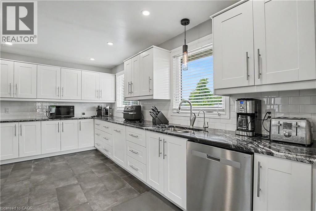 1045 Queen's Bush Road, Wellesley, Ontario  N0B 2T0 - Photo 8 - 40844501
