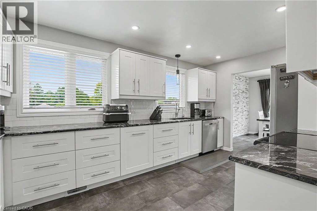 1045 Queen's Bush Road, Wellesley, Ontario  N0B 2T0 - Photo 6 - 40844501