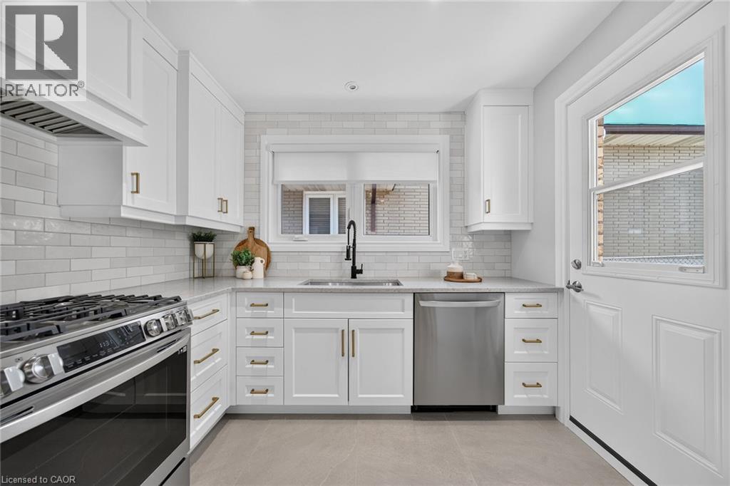 10 Glen Cannon Drive, Stoney Creek, Ontario  L8G 2Z7 - Photo 20 - 40854694