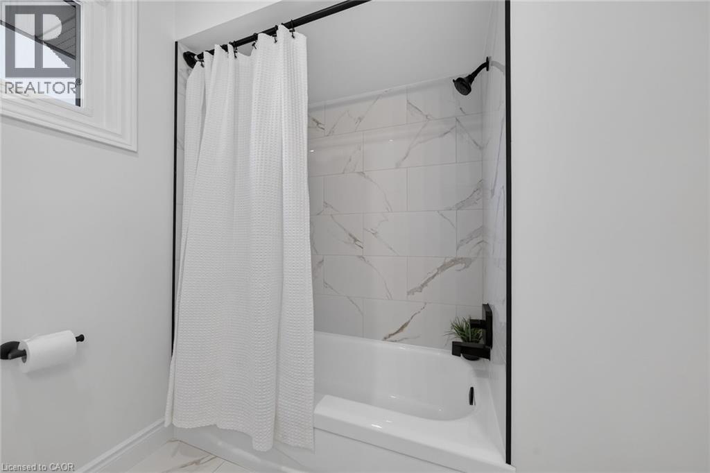 10 Glen Cannon Drive, Stoney Creek, Ontario  L8G 2Z7 - Photo 26 - 40854694