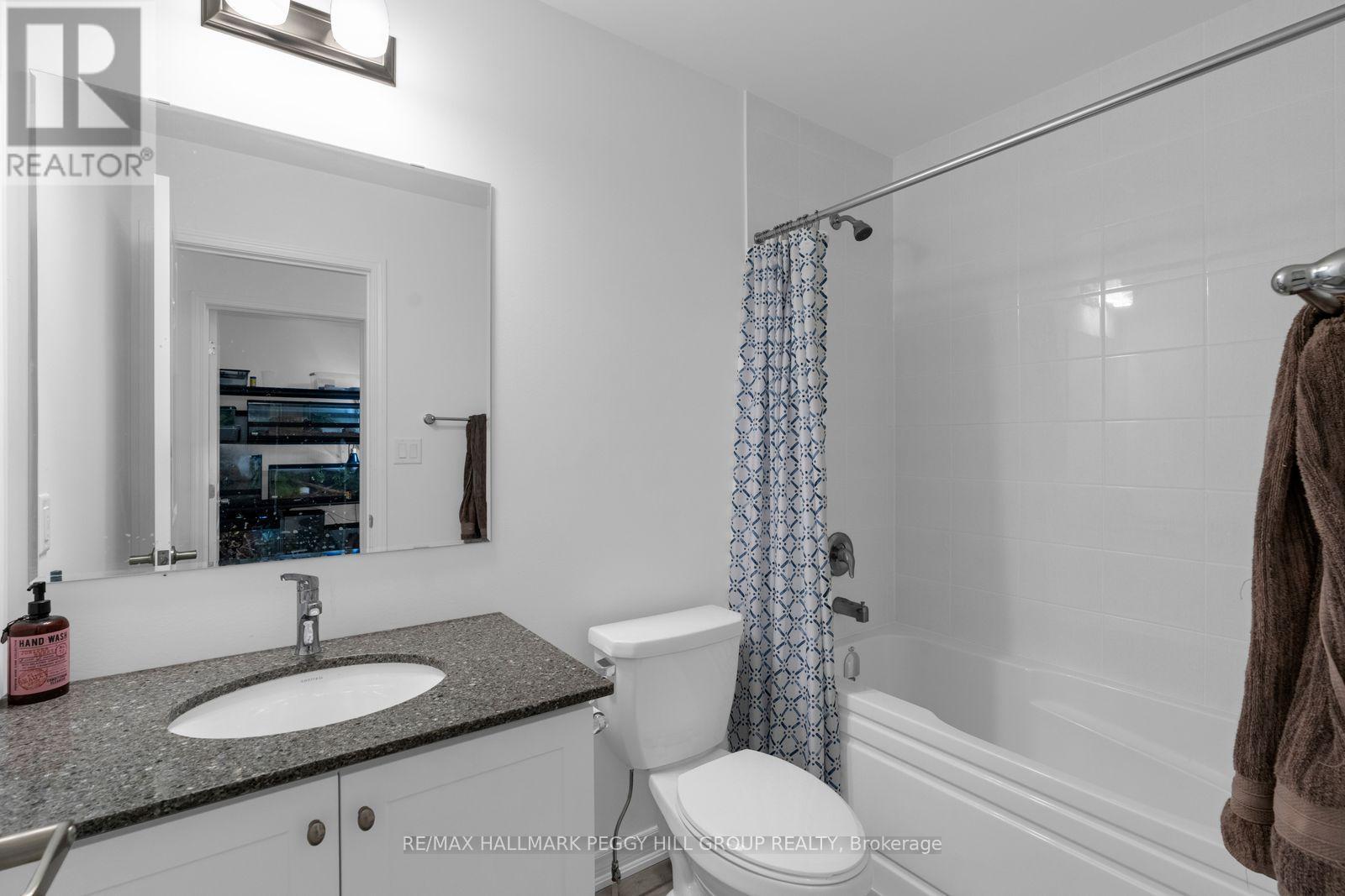 82 Yorkshire Drive, Barrie, Ontario  L9J 1B5 - Photo 15 - S13670412