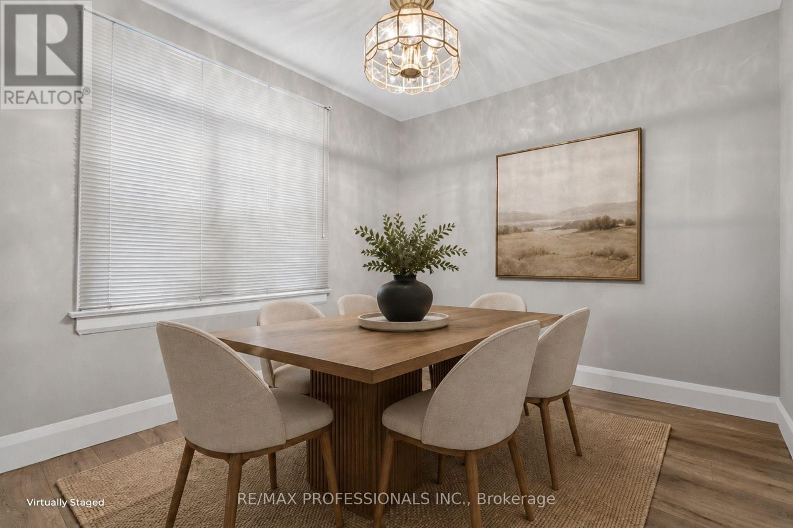 262 Melrose Street, Toronto, Ontario  M8Z 1G6 - Photo 13 - W13670212