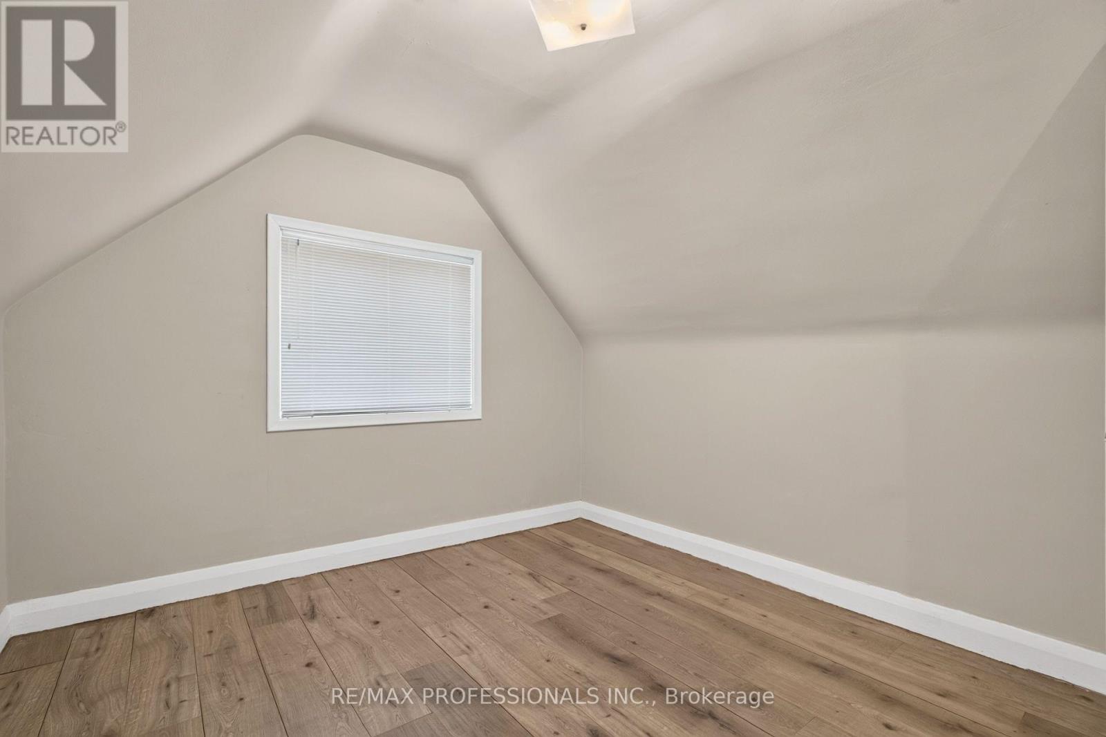 262 Melrose Street, Toronto, Ontario  M8Z 1G6 - Photo 19 - W13670212