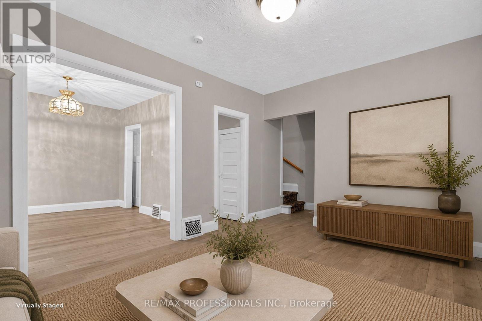 262 Melrose Street, Toronto, Ontario  M8Z 1G6 - Photo 8 - W13670212