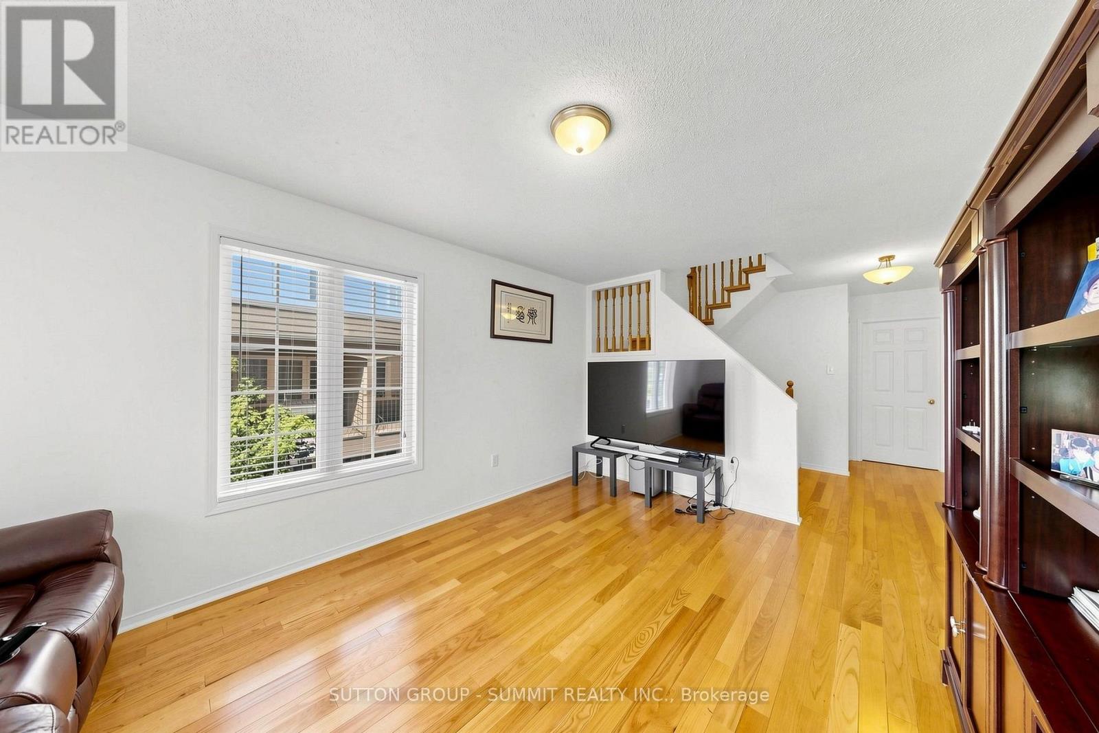 141 Gatwick Drive, Oakville, Ontario  L6H 6T7 - Photo 22 - W13670320