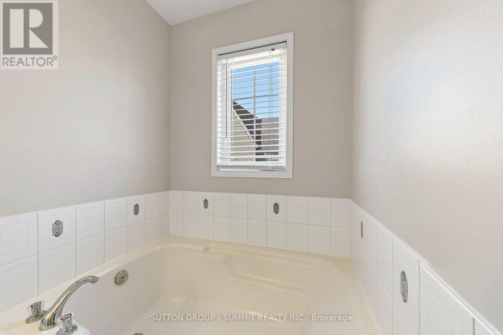 141 Gatwick Drive, Oakville, Ontario  L6H 6T7 - Photo 42 - W13670320