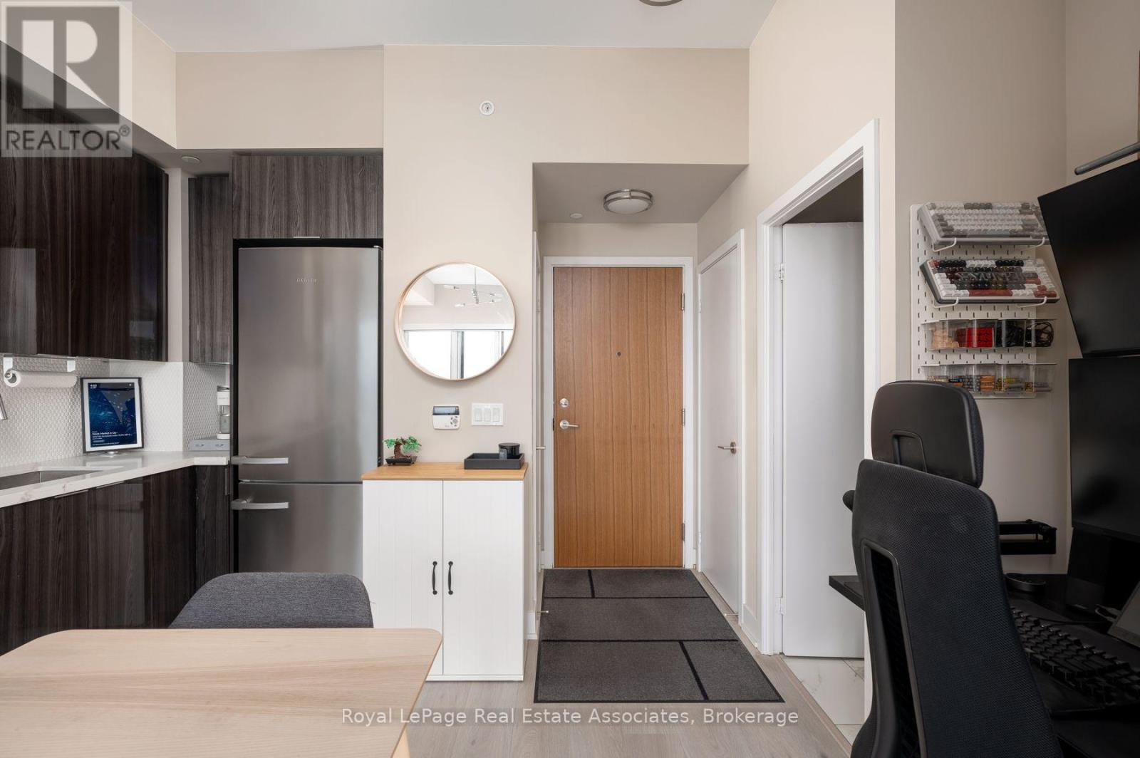6104 - 30 Shore Breeze Drive, Toronto, Ontario  M8V 0J1 - Photo 4 - W13670324