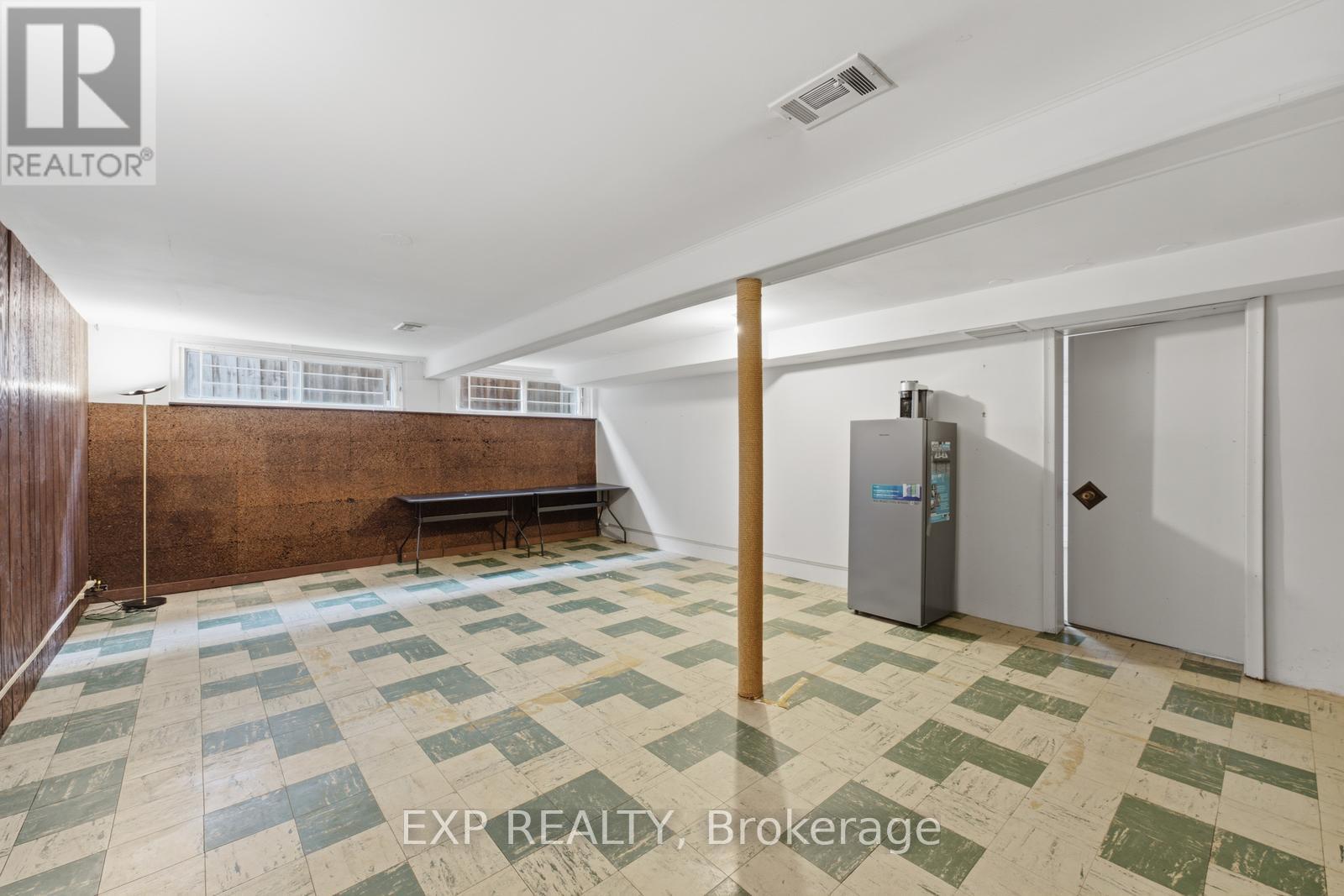 57 Riverhead Drive, Toronto, Ontario  M9W 4G3 - Photo 22 - W13670334