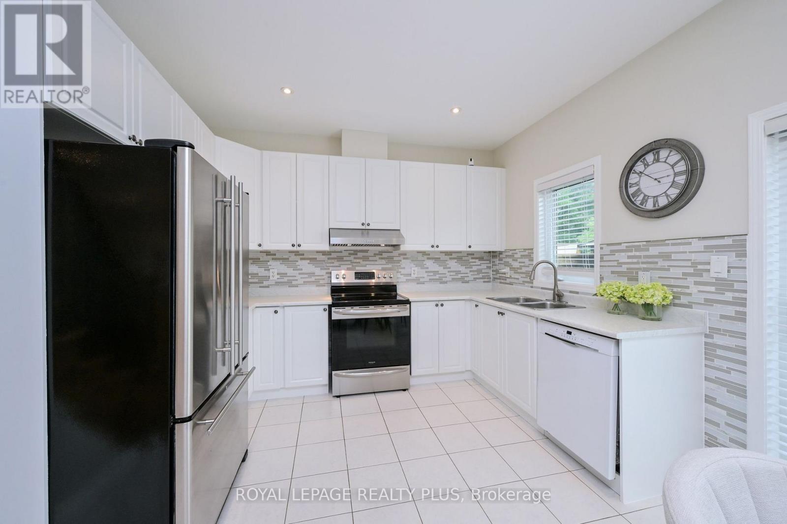 3083 Ferguson Drive, Burlington, Ontario  L7M 0G6 - Photo 12 - W13670444