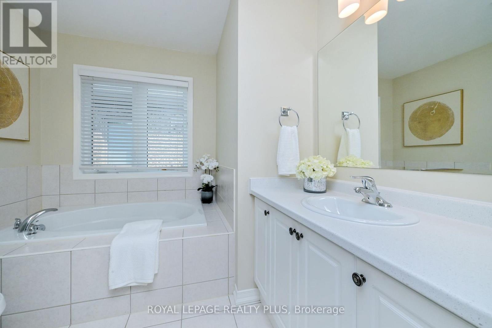 3083 Ferguson Drive, Burlington, Ontario  L7M 0G6 - Photo 20 - W13670444