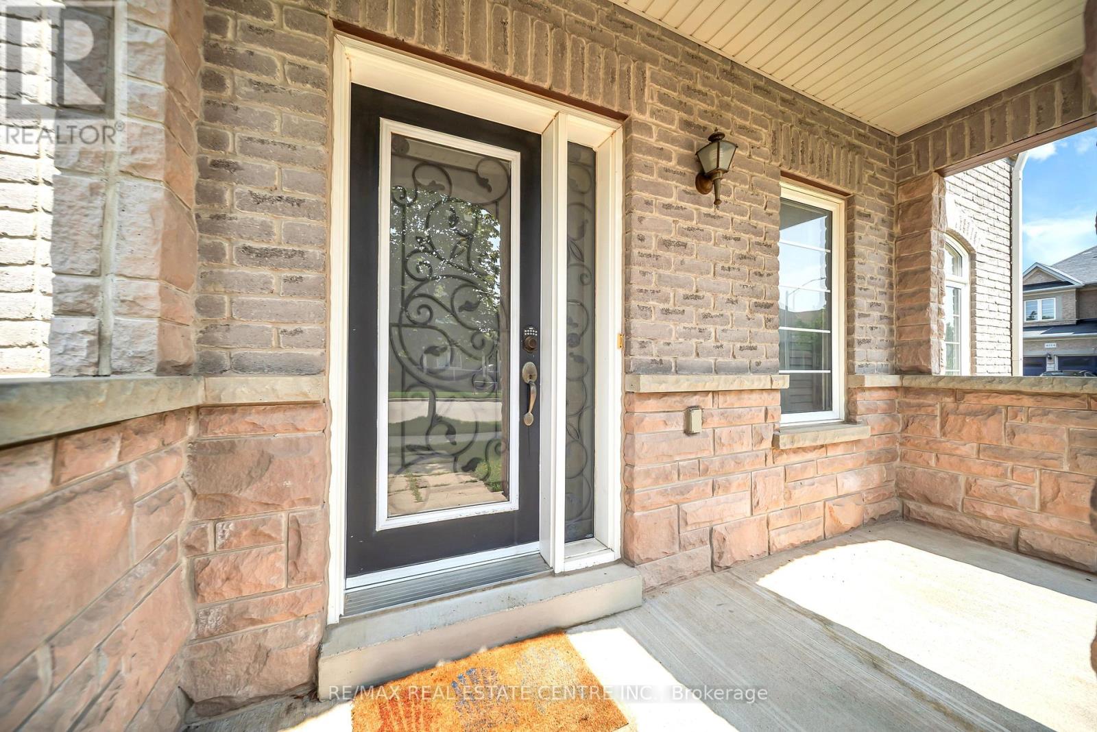 4215 Cole Crescent, Burlington, Ontario  L7M 0M6 - Photo 10 - W13670492