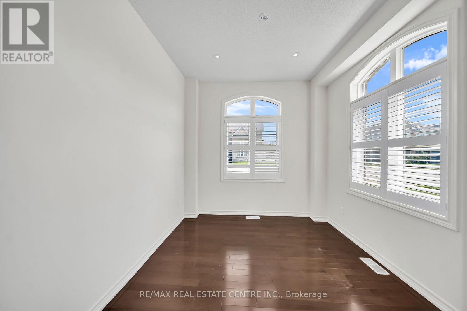 4215 Cole Crescent, Burlington, Ontario  L7M 0M6 - Photo 15 - W13670492