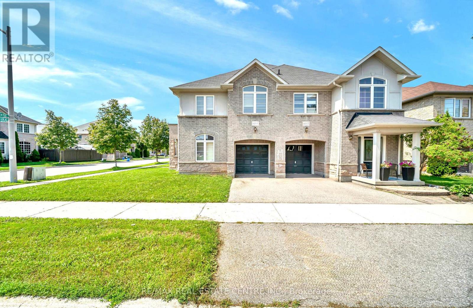 4215 Cole Crescent, Burlington, Ontario  L7M 0M6 - Photo 2 - W13670492