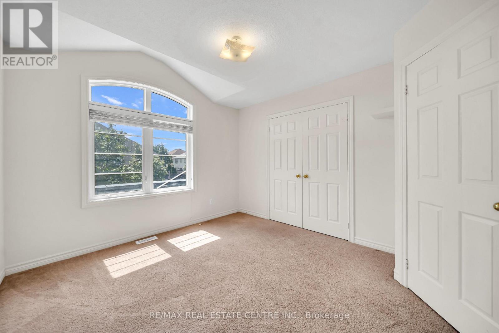 4215 Cole Crescent, Burlington, Ontario  L7M 0M6 - Photo 37 - W13670492