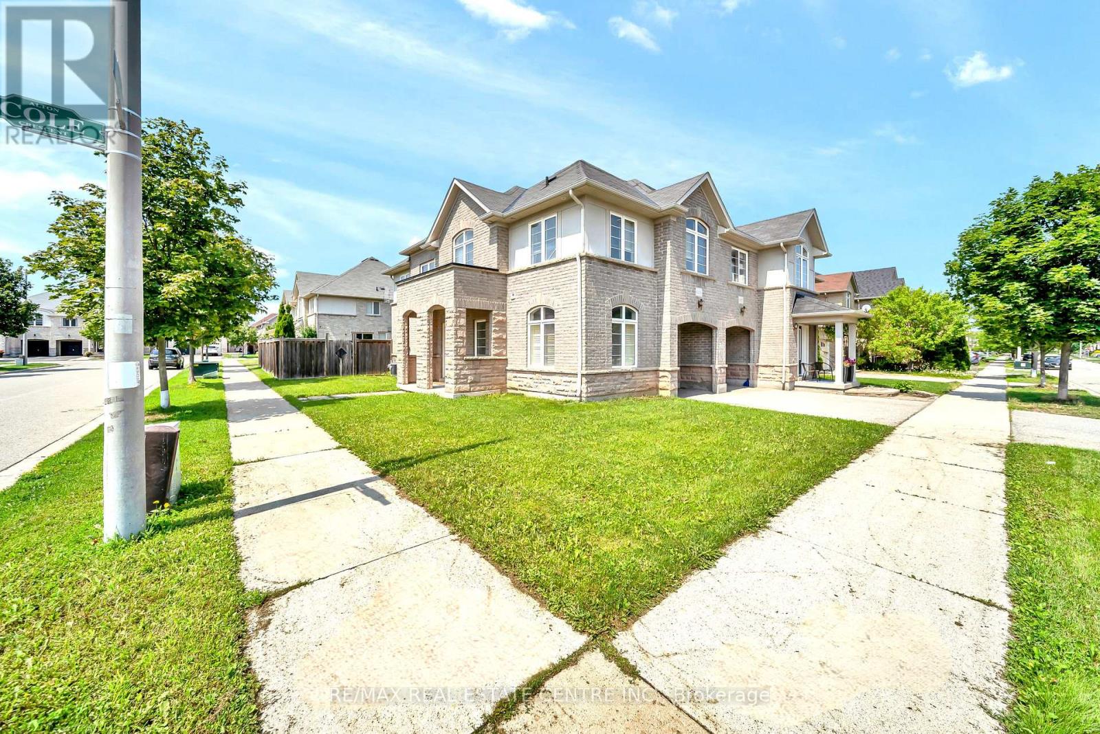 4215 Cole Crescent, Burlington, Ontario  L7M 0M6 - Photo 5 - W13670492