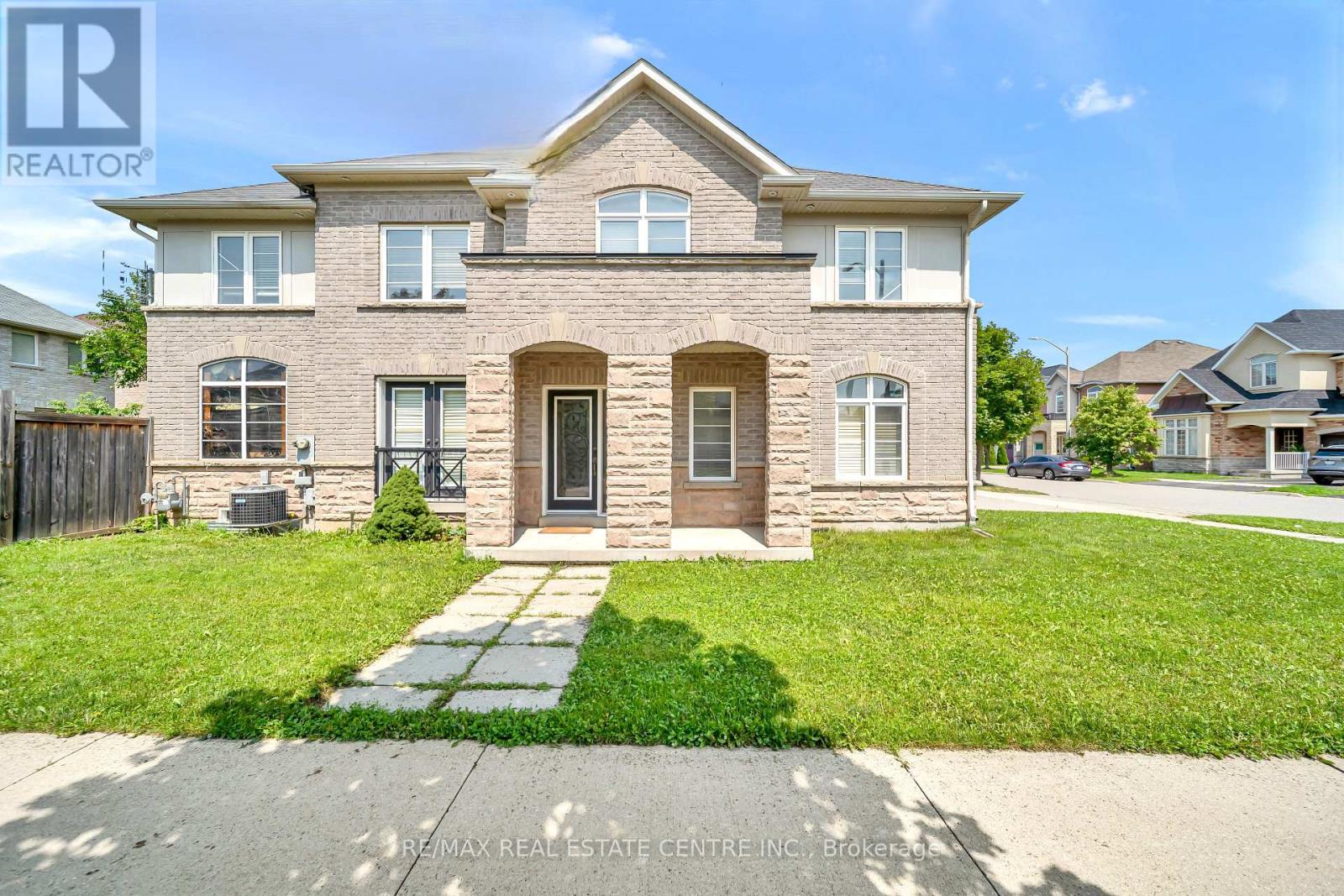 4215 Cole Crescent, Burlington, Ontario  L7M 0M6 - Photo 8 - W13670492