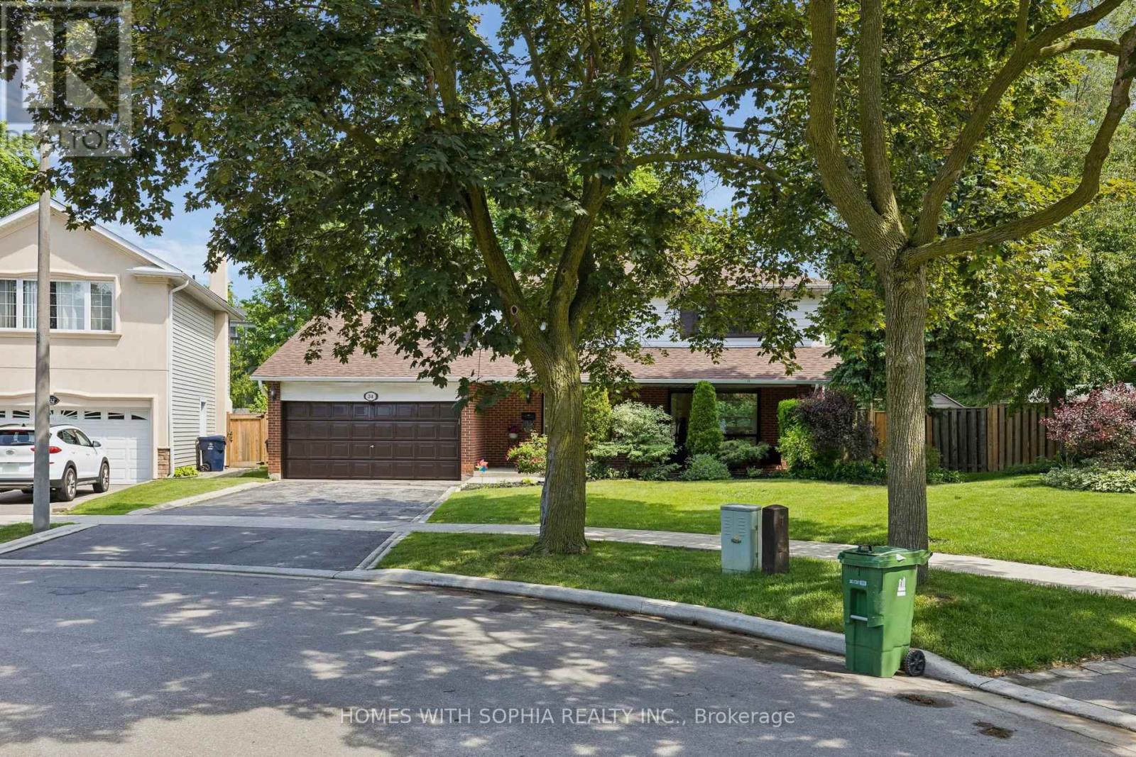 34 RUSTYWOOD DRIVE, Toronto, Ontario